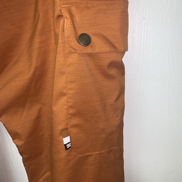 DC Shoe Company Snowboard Ski Pants 10k WaterProof Sz Large Adjustable - Picture 6 of 15